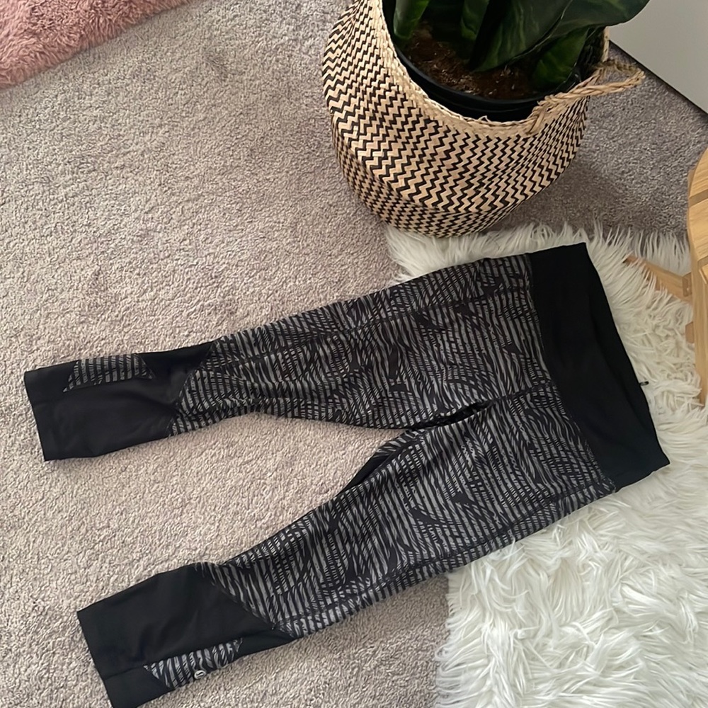 Lululemon Pace Rival Crop Stripe